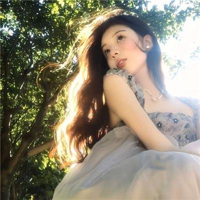 小胸维妮的幸福旅程